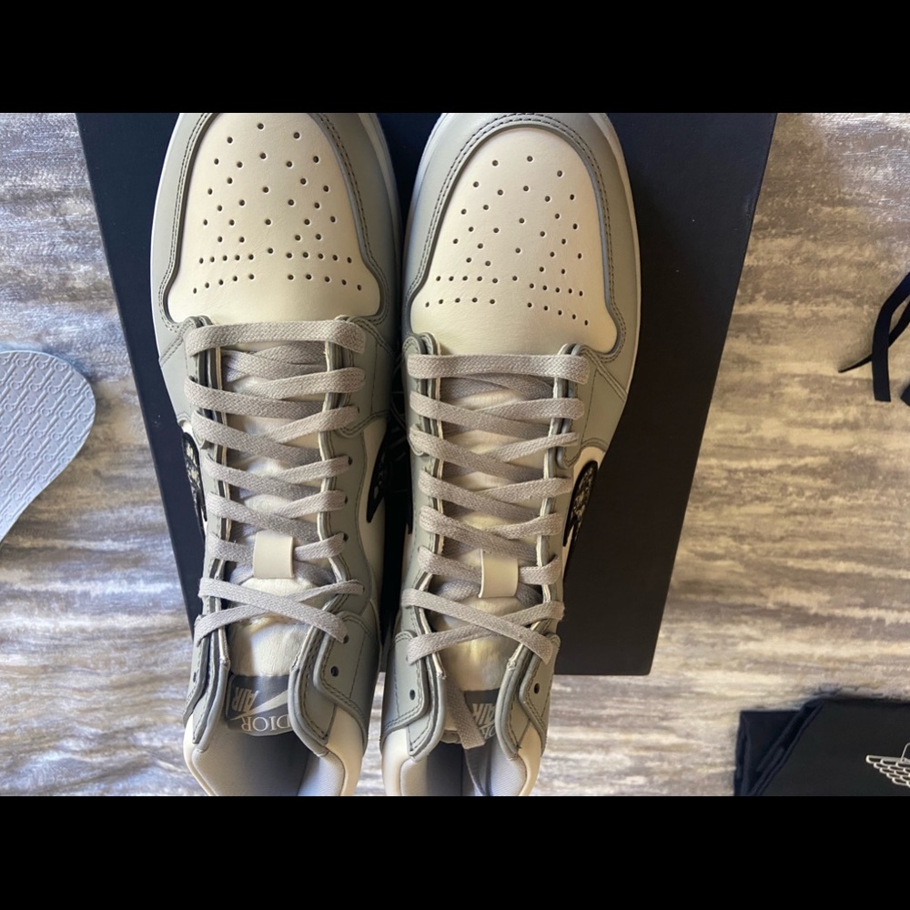 Dior Nike Air Jordan 1 - Picture 4 of 11